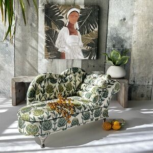 🌴 Openable Chaise Lounge Jewelry Box with Botanical Pattern